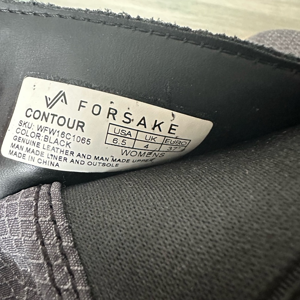 Forsake Contour Black and Gray Ankle Boots with Minimalist Design - Picture 5 of 7